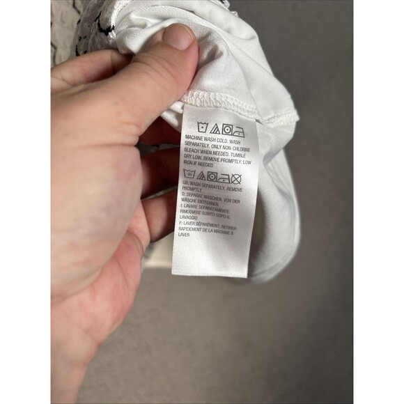 Susan Graver Tank Top Women’s Size M White Black Textured Crochet Eyelets Preppy - Picture 8 of 13